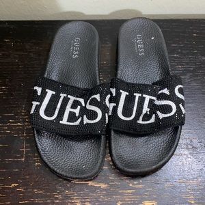 Guess slipper